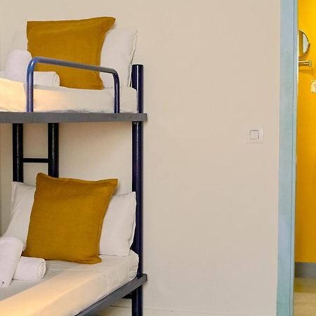 ברצלונה Sun & Moon Hostel מראה חיצוני תמונה
