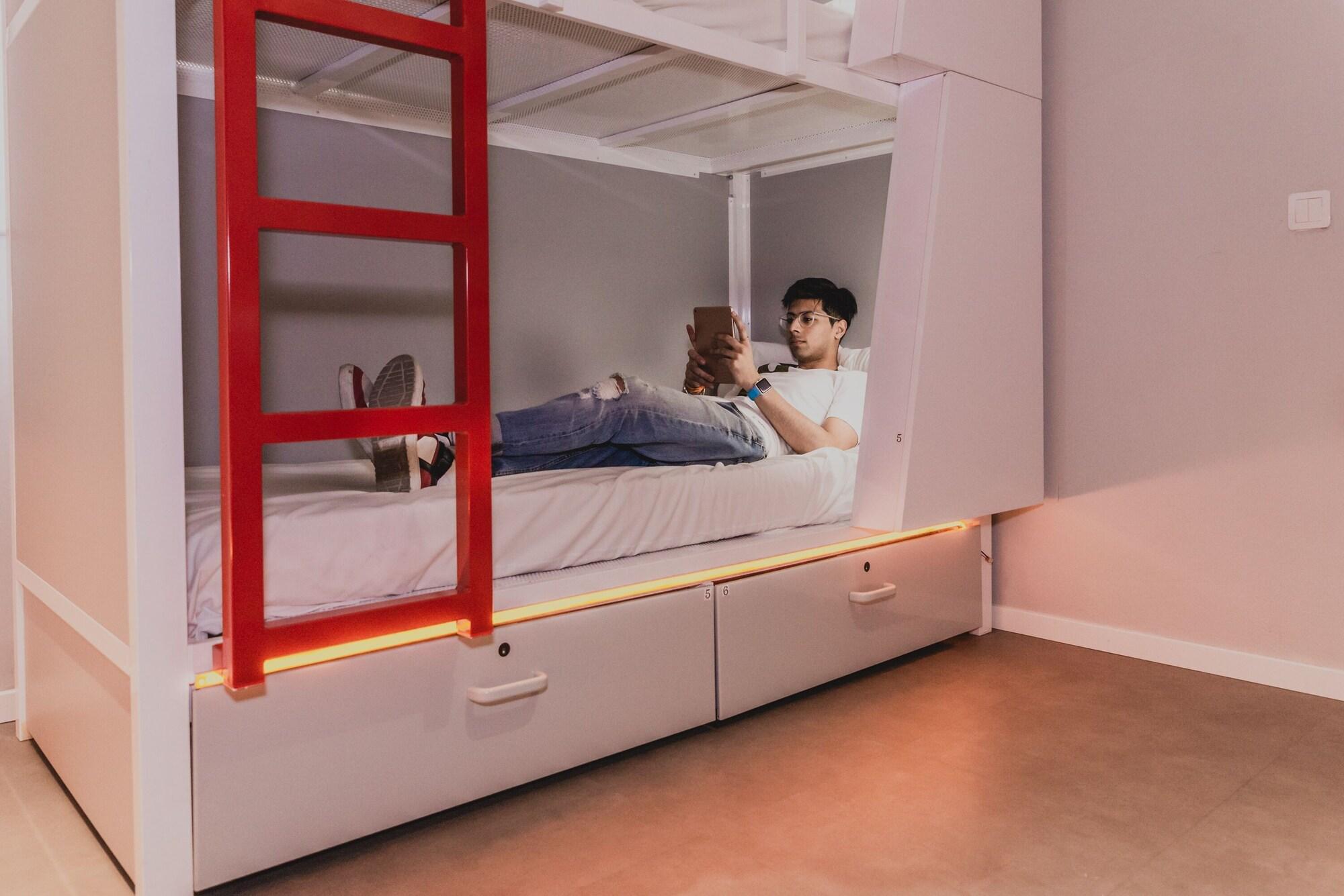 ברצלונה Sun & Moon Hostel מראה חיצוני תמונה